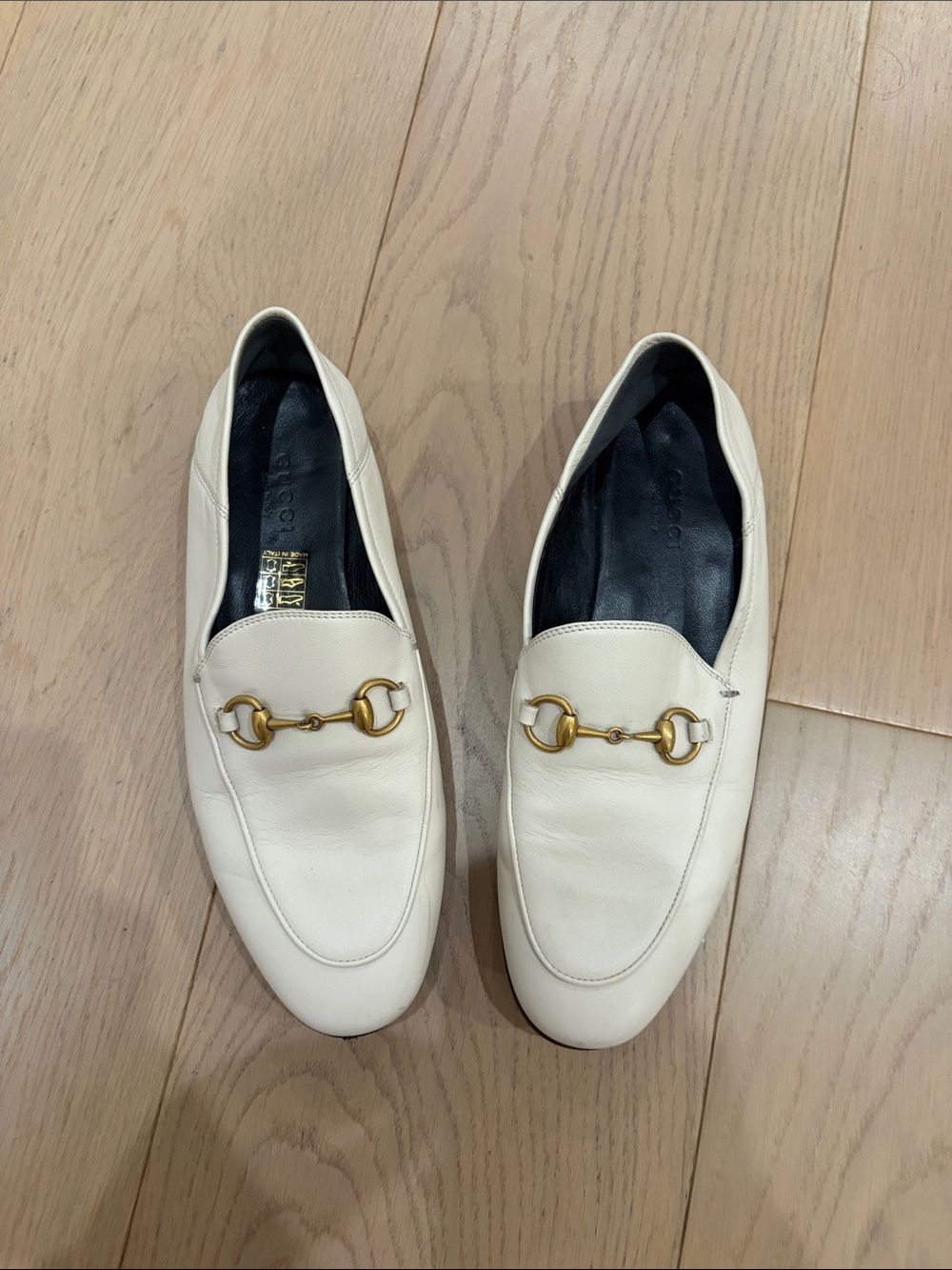 Gucci White Leather Horsebit Loafers with Gold Hardware
